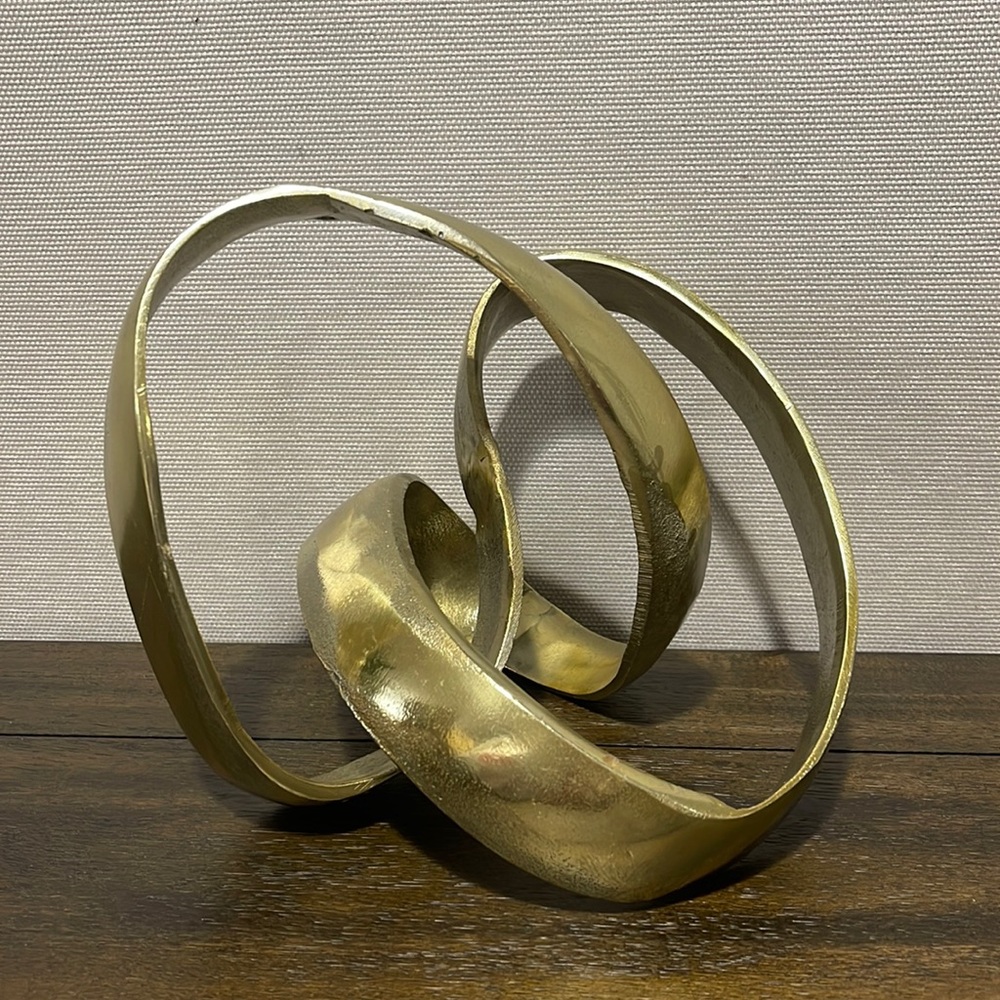 Knotted Decorative Object